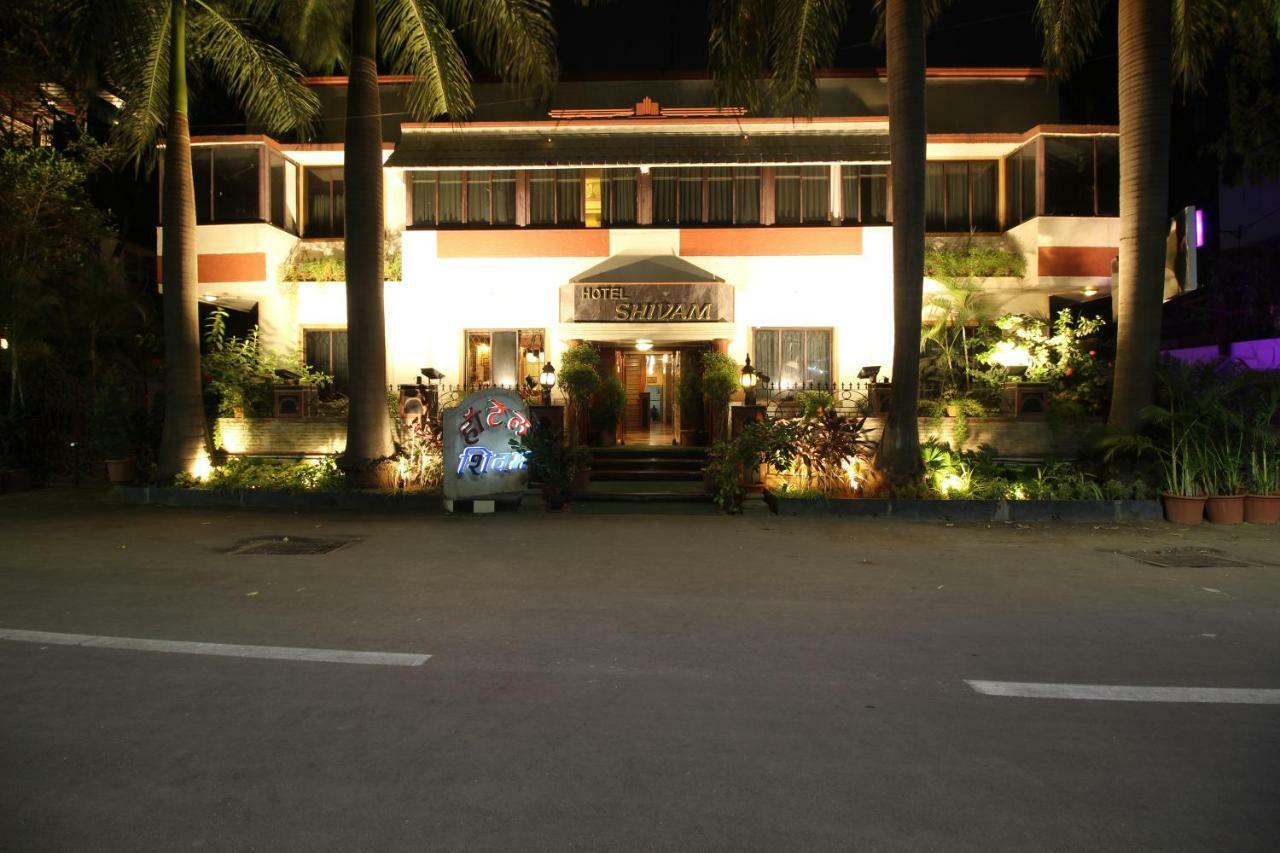 Hotel Shivam Πούνε Εξωτερικό φωτογραφία