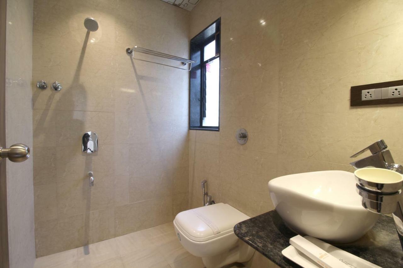 Hotel Shivam Πούνε Εξωτερικό φωτογραφία