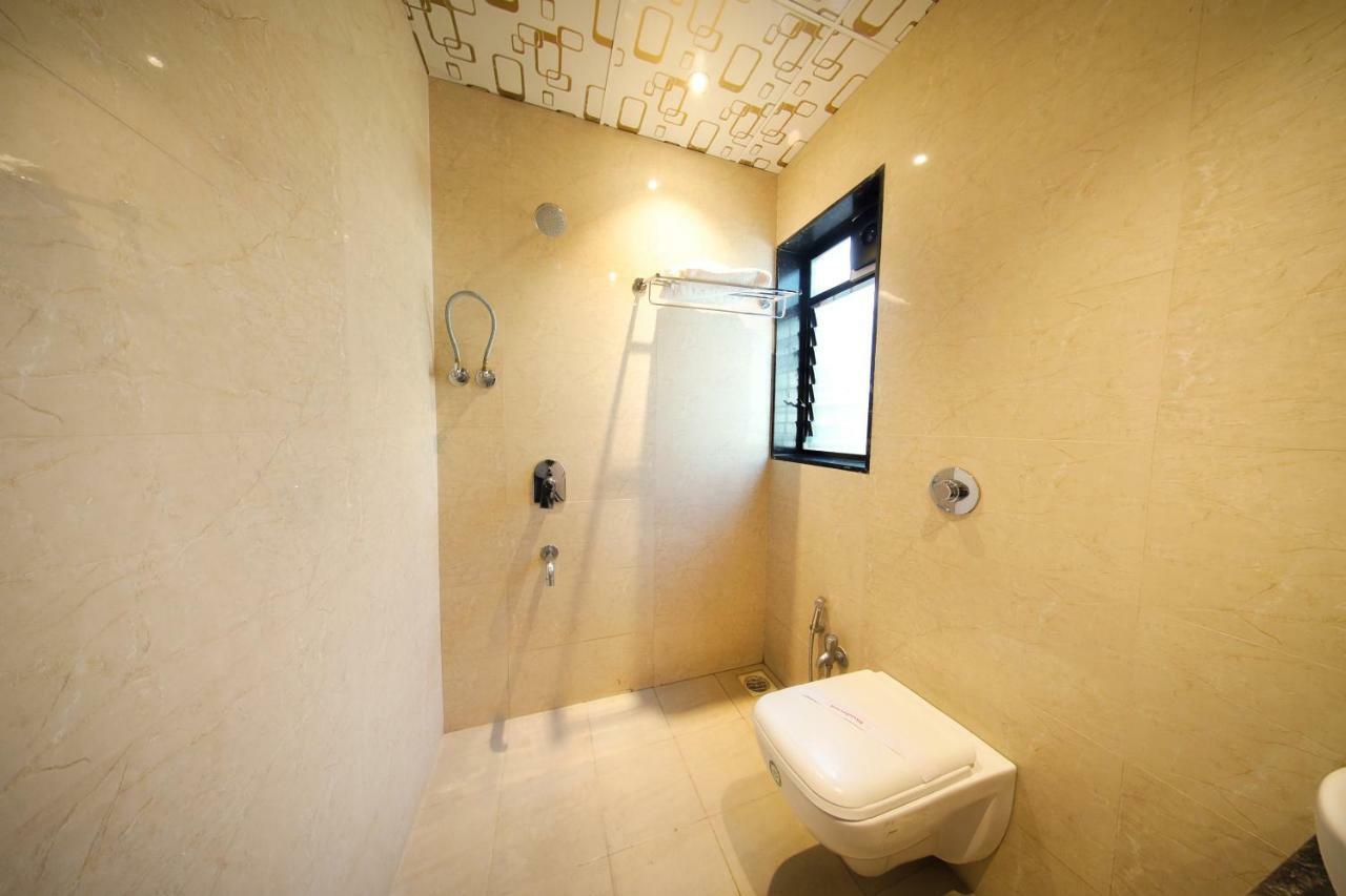 Hotel Shivam Πούνε Εξωτερικό φωτογραφία
